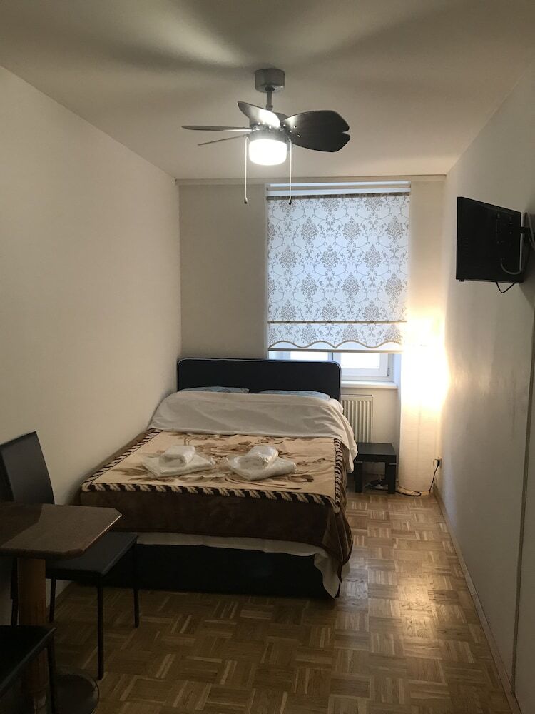 Ea Hotels (best Apartments)