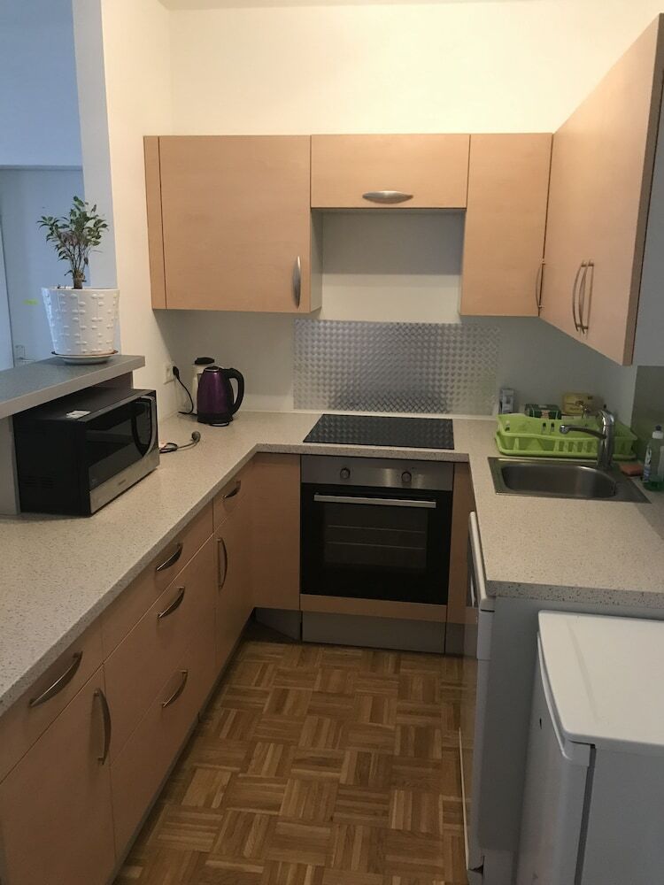 Ea Hotels (best Apartments)