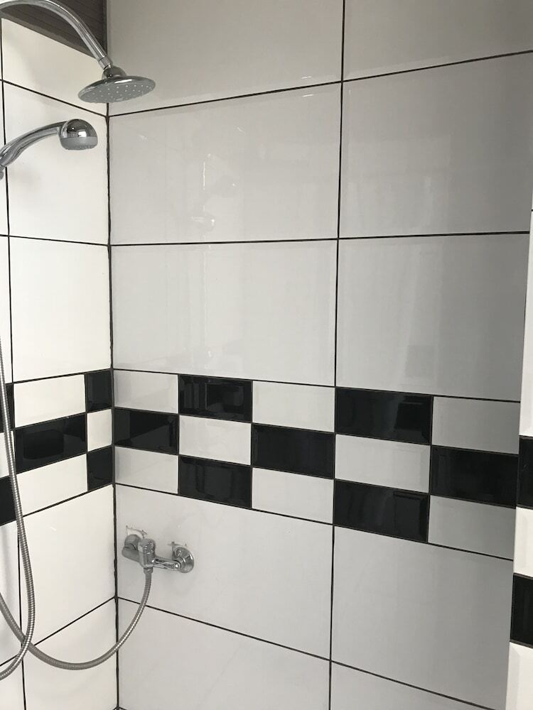 Ea Hotels (best Apartments)