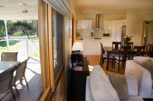Growlers Creek Lodge