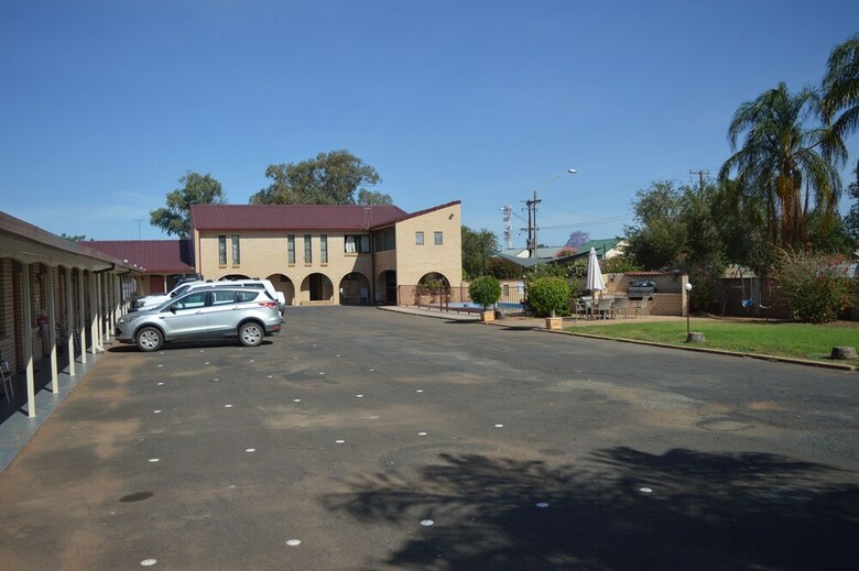 Hotel Alamo Motor Inn
