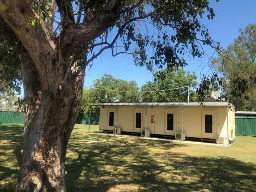 Toobeah Hotel/motel