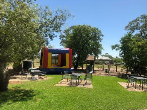 Toobeah Hotel/motel