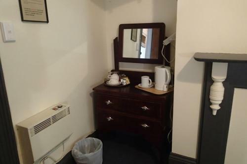 The Bischoff Hotel