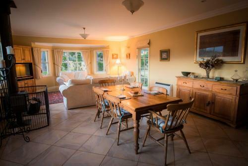 Wattle Grove Homestead Bed & Breakfast