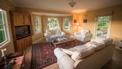 Wattle Grove Homestead Bed & Breakfast