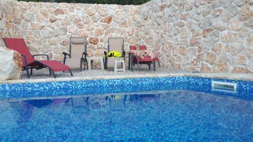 Villa Stone Pearl