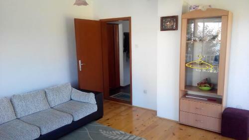 Apartment Mehi