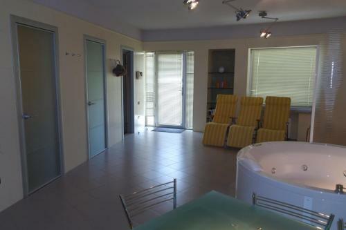 Villa Qudyal House