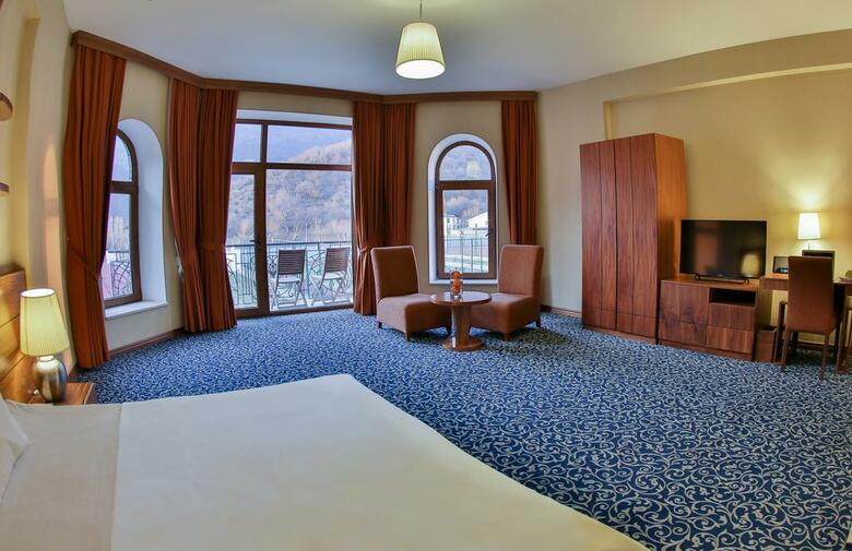 El Resort Hotel
