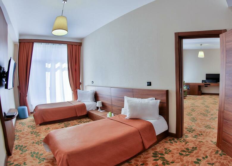 El Resort Hotel