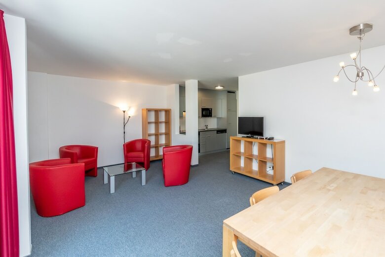 Face Aparthotel