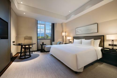 Crown Plaza Hotel Huailai