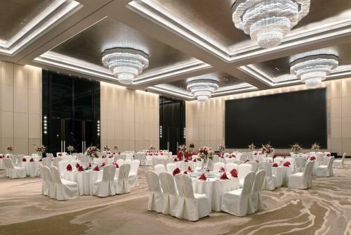 Crown Plaza Hotel Huailai