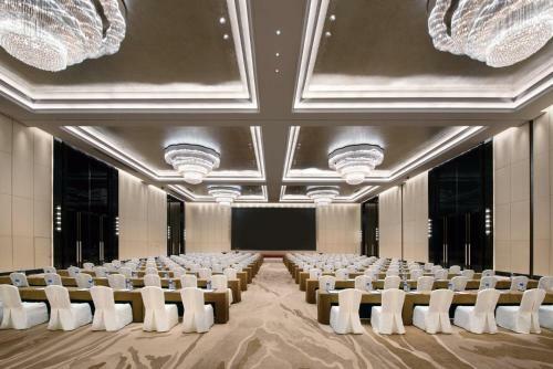 Crown Plaza Hotel Huailai