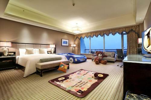 Hotel Intercontinental Sancha Lake
