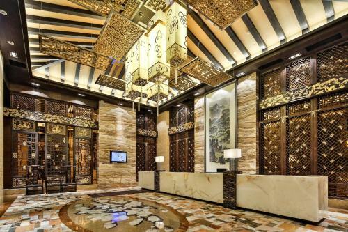 Hotel Intercontinental Sancha Lake