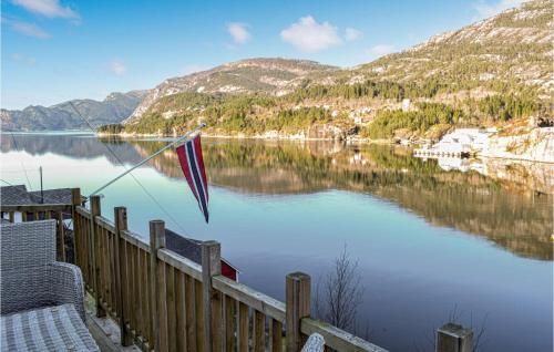 Holiday Home S�vareid Br�ten