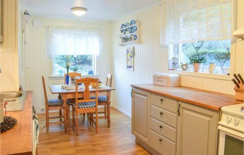 Holiday Home S�vareid Br�ten