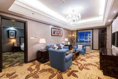 Ulanhot Xing'anmeng Country Garden Phoenix Hotel