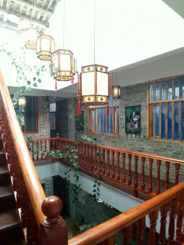 Hostal Huangyao Linshe Guesthouse