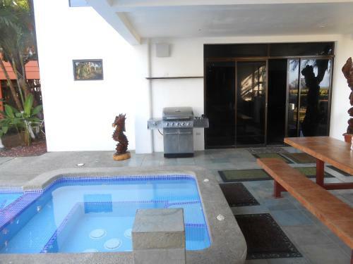 6 Bedroom House With Ocean Views Hermosa Palms #110