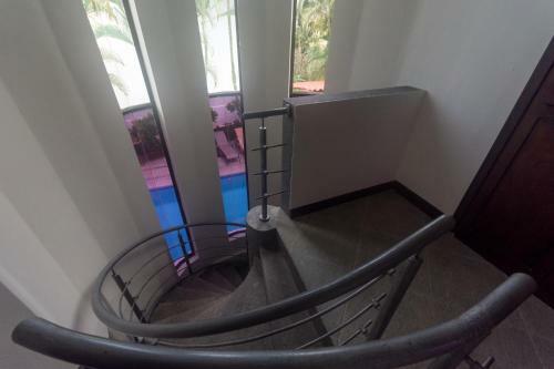 6 Bedroom House With Ocean Views Hermosa Palms #110