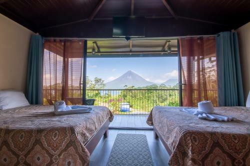 Hotel El Castillo Paradise.
