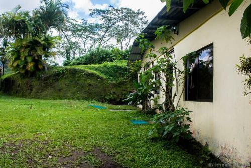 Hotel Cabinas Eco Zoo