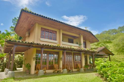 Majestic Lodge