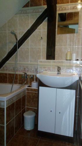 Hostal Kav�rna Lucie S Ubytov�n�m