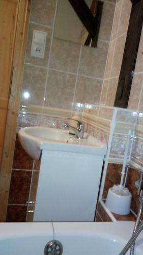 Hostal Kav�rna Lucie S Ubytov�n�m