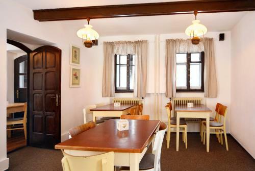 Hostal Restaurace A Penzion Jilm