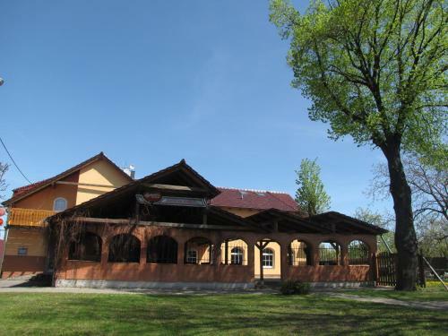 Hostal Penzion Adam?�k