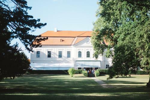 Hostal Z�mek Dukovany