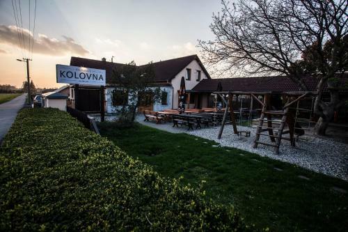 Hostal Guest House Kolovna