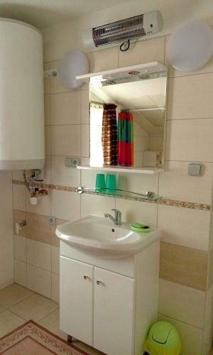 Holiday Home In Horicky 1303