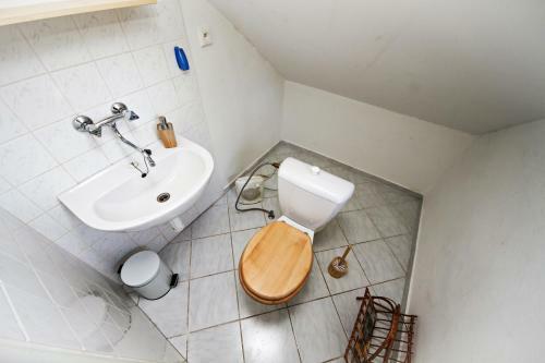 Chalupa Kde Bejval Kr�m ? Sauna ? Kule?n�k ? Pinec