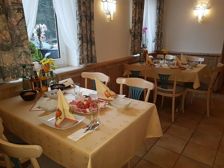 Hostal Pension Nadia