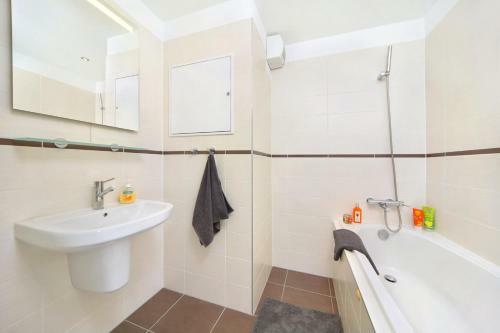 Apartment 91/65 ?pindler?v Ml�n