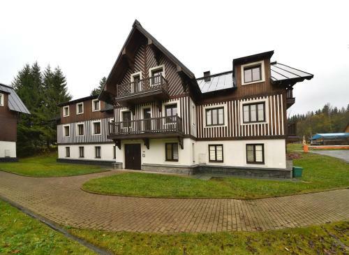Apartm�n Hrade?anka ?pindler?v Ml�n