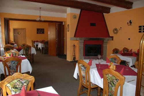 Hostal Penzion U R??e