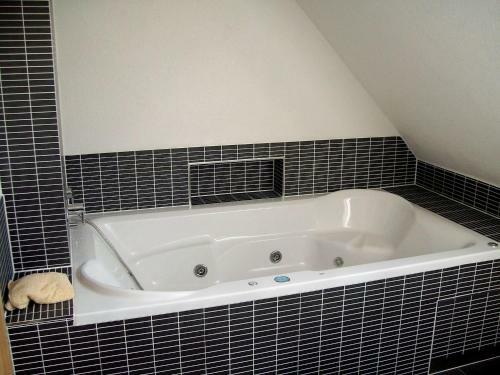 Spacious Holiday Home In Weitenhagen With Private Terrace