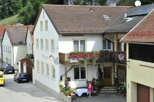 Hostal Pension Holzapfel