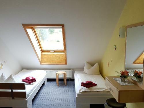 Landhotel "sumpfm�hle" Am Tharander Wald
