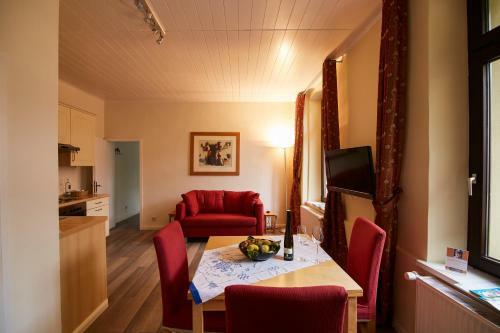 Hostal Heinrichs Winery Bed & Breakfast