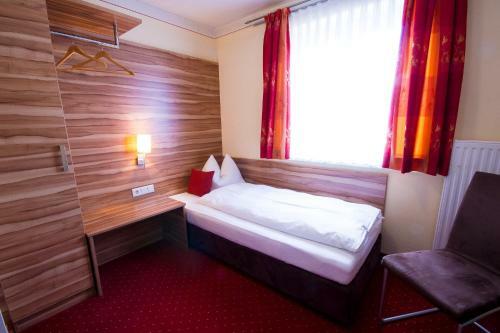 Hotel-gasthof "zum Raubritter"