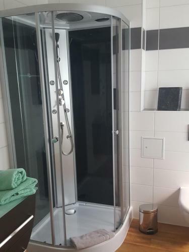 Hotel-gasthof "zum Raubritter"