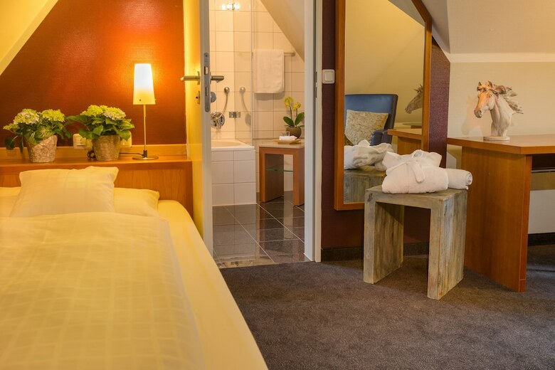 Seehotel Niedernberg - Das Dorf Am See