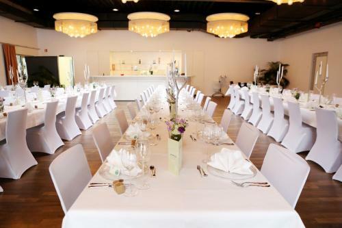Aircraft Hotel & Events